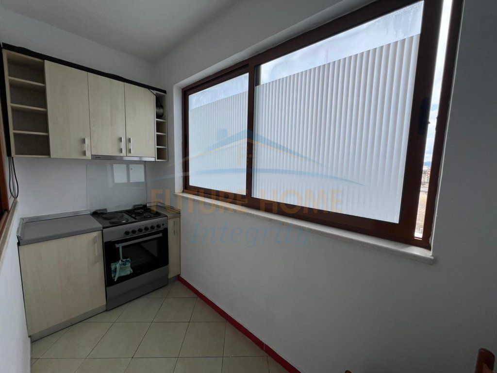 Rent, Apartment 1+1, Former Electric Market, Tirana.