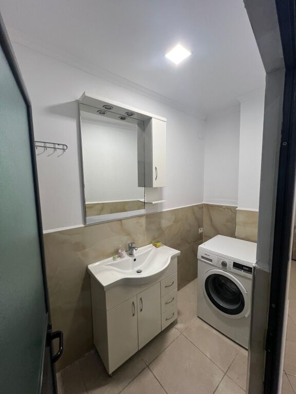APARTAMENT 1+1. 30000 LEKE,VILAT GJERMANE