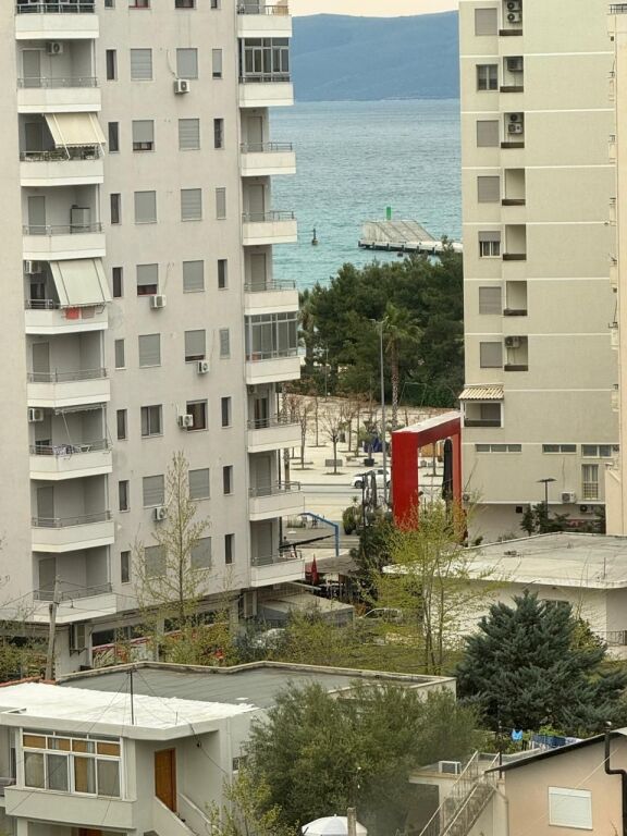 🏡 APPARTAMENTO 2+1 + POSTO AUTO IN VENDITA – LUNGOMARE, VLORË 🌊