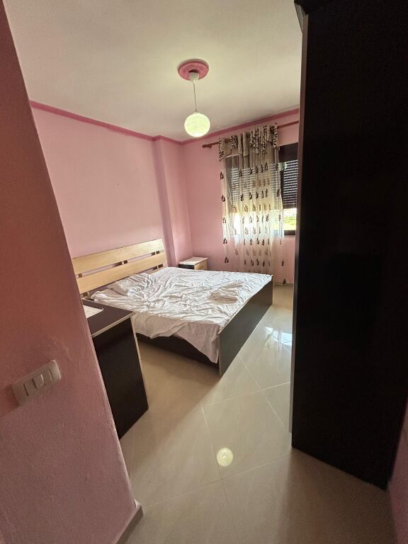 Tirane, apartment 2+1+2 for rent, 8th floor, 450 € astir