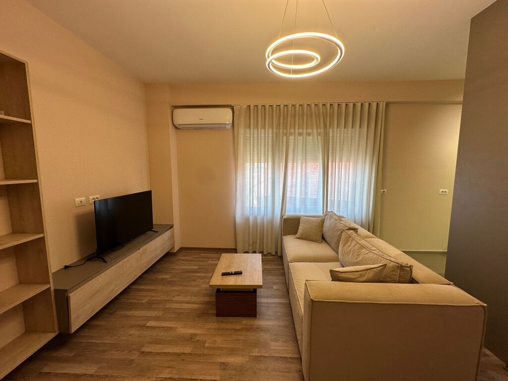 Apartment 1+1 for rent in Fresk, Dalip Topi street