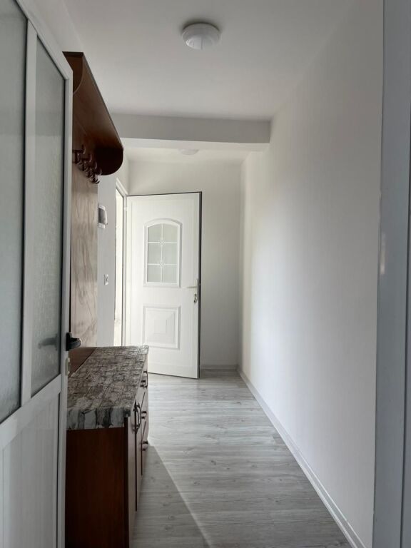 Apartament 2+1 me qira në Spitallë – 130 m²