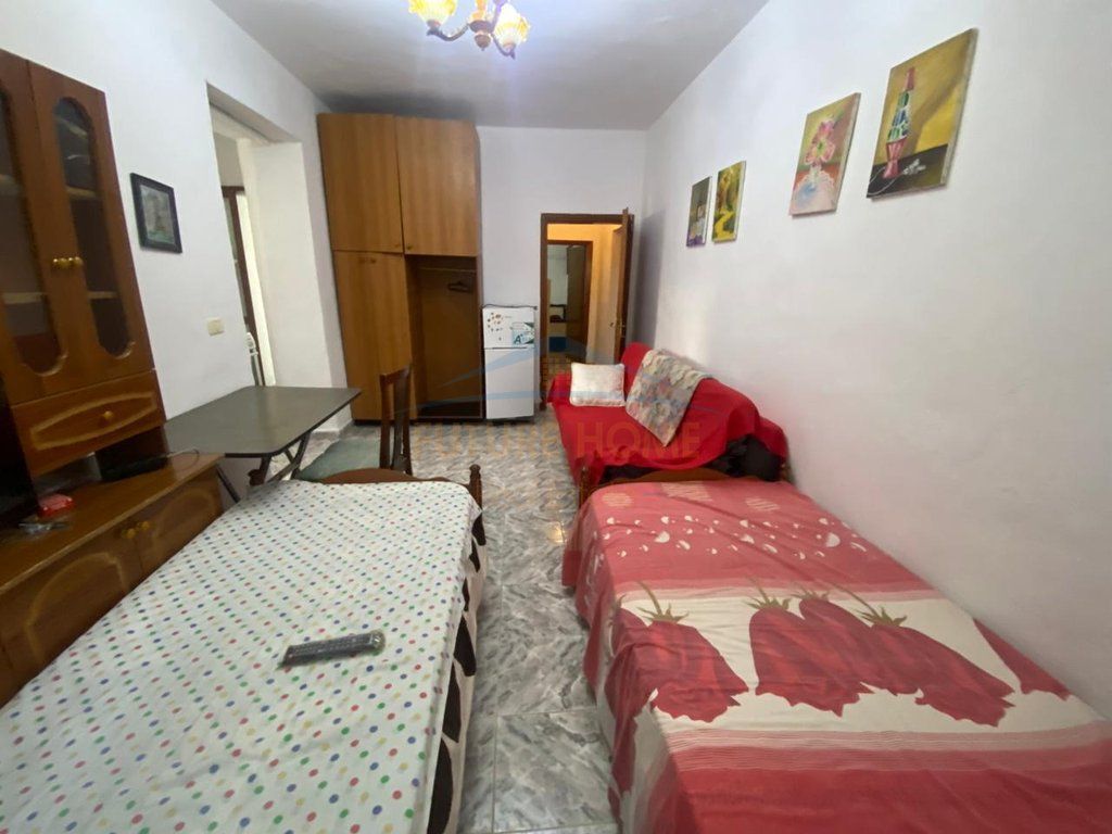 Appartamento 1+1 in vendita, Via Elbasan, Tirana. Empire66650