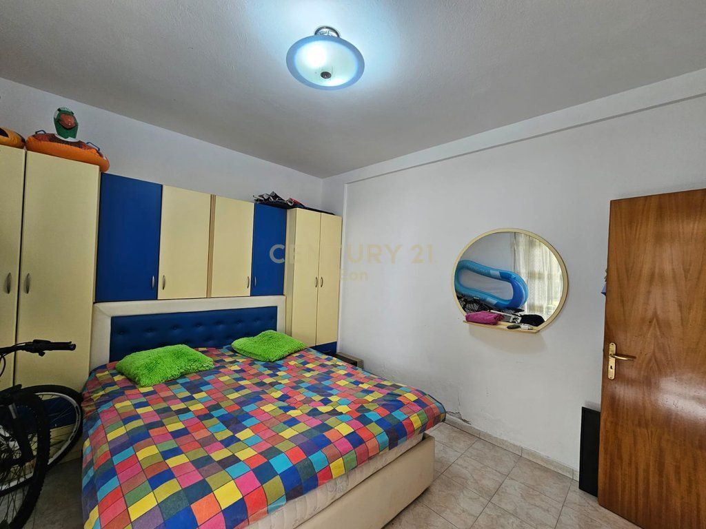 VENDESI APPARTAMENTO 2+1 VICINO A SHKEMBI KAVAJES !