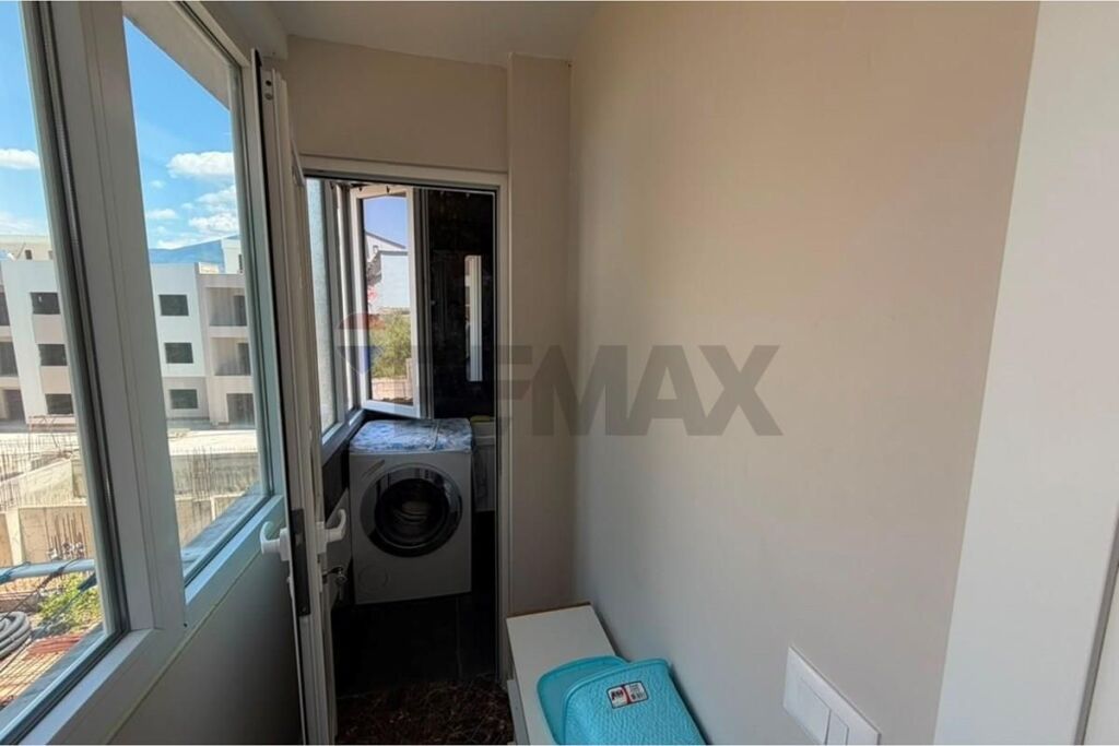 Apartament - Për Qira - Rruga e Elbasanit, Tiranë