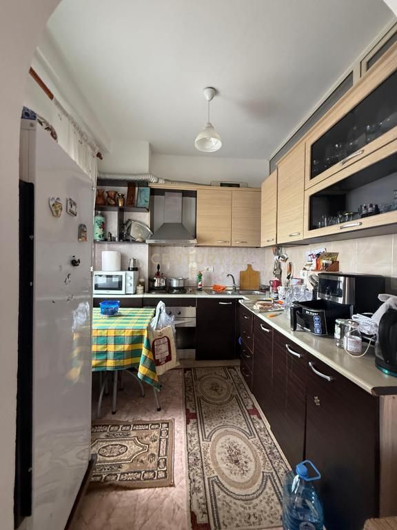 VENDESI APPARTAMENTO 2+1 A VILA ZOGU, DURRES !