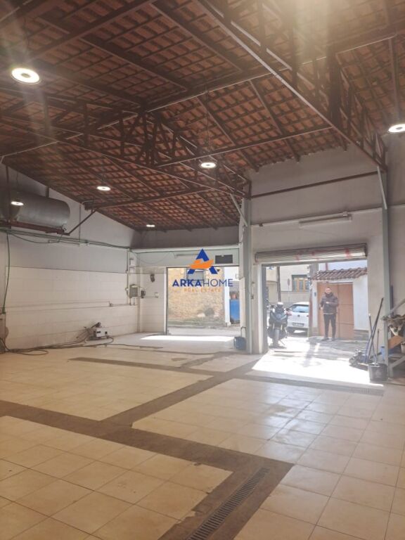 LOCALE IN AFFITTO 200M2 "PAZARI I RI" PREZZO SU RICHIESTA
