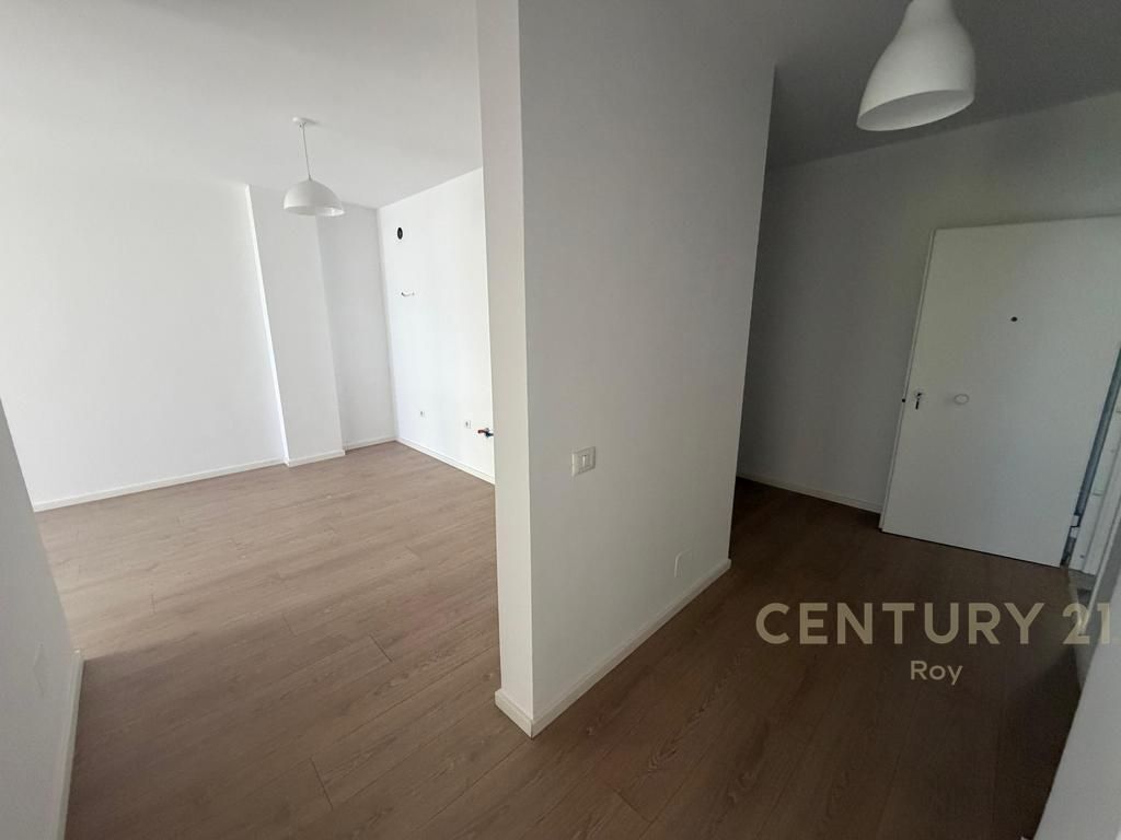 ESCLUSIVO ! APPARTAMENTO 1+1 IN VENDITA A SHKEMBI I KAVAJES !