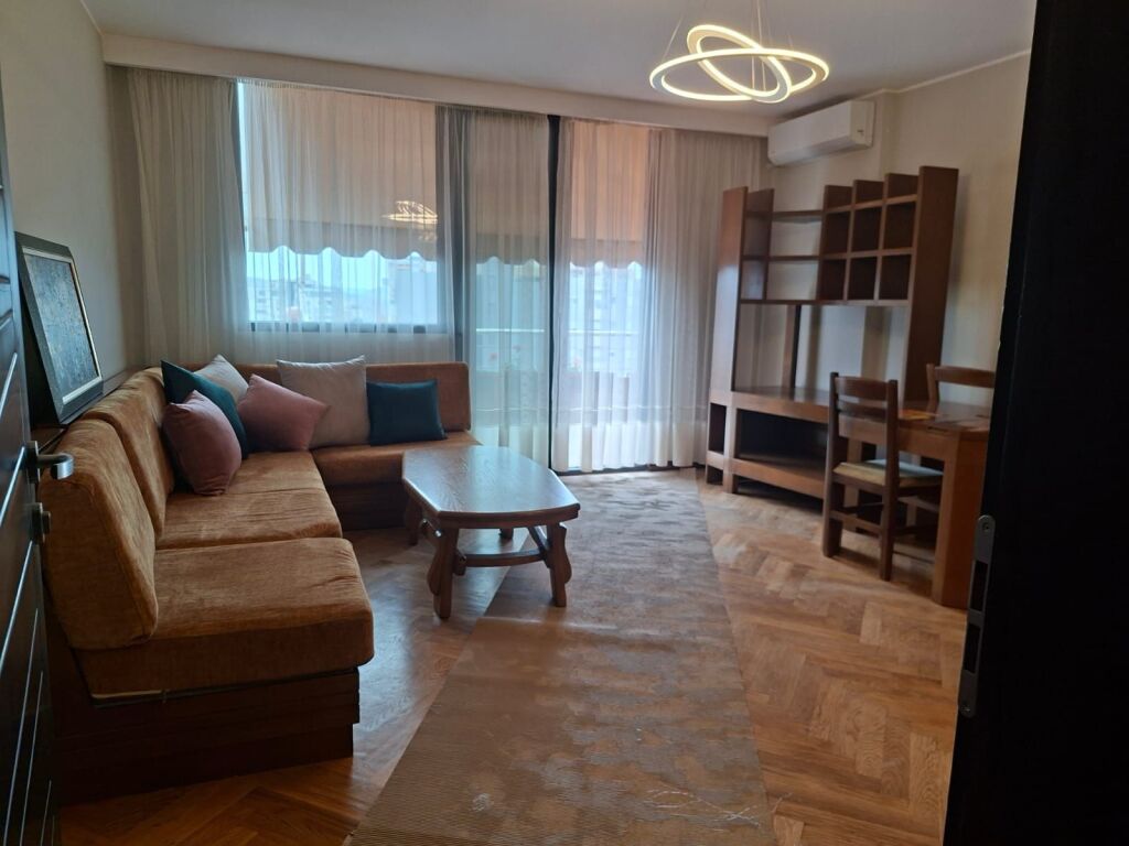 Apartment 1+1 + Parking for rent  New market bazaar