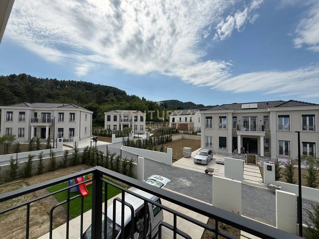 Villa di lusso in affitto vicino al lago Prusit