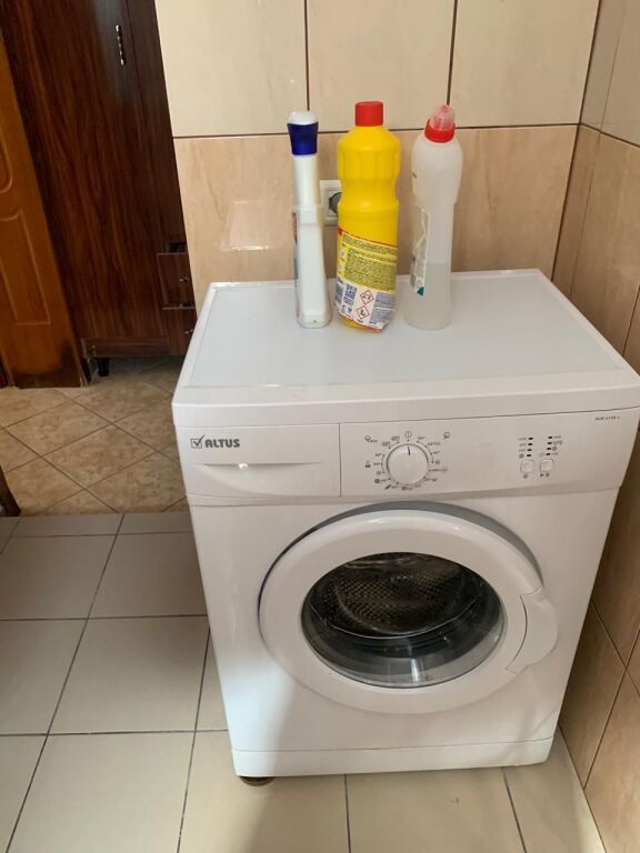 Jepet me qira apartament 1+1 në Jordan Misja  350 Mije leke