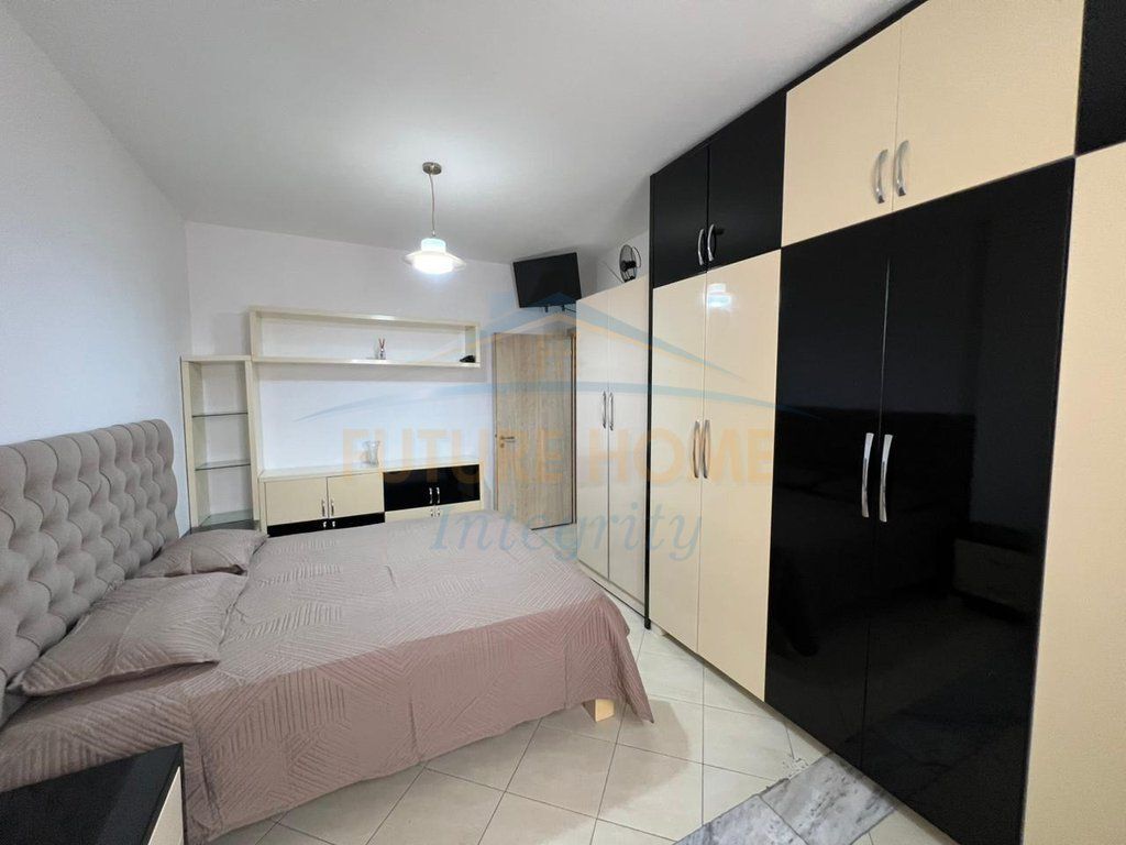 Rent, Apartment 1+1, Former Electric Market, Tirana.