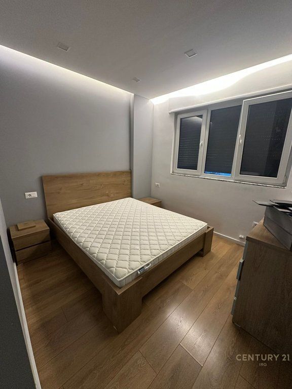 APARTMENT 1+1 NEAR MOMUNA E PARISIT!
