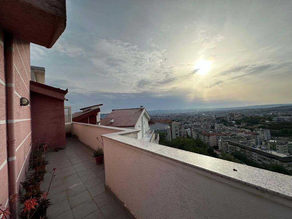 Appartamento con Veranda