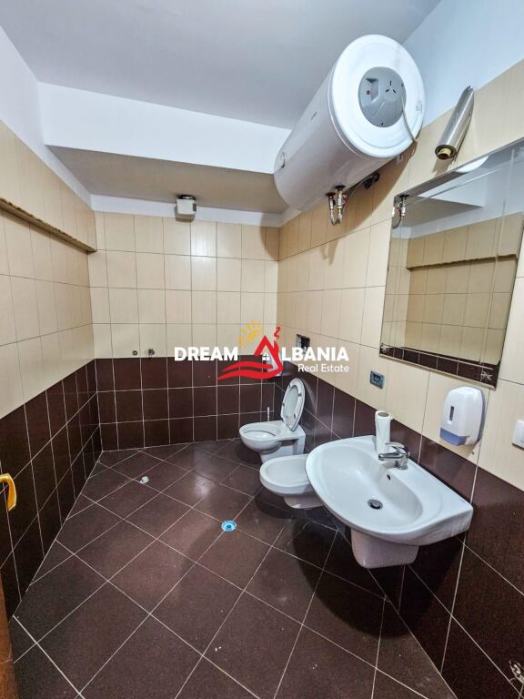 Business premises for rent on Dibra Street, near Selvise. (ID 42611552)