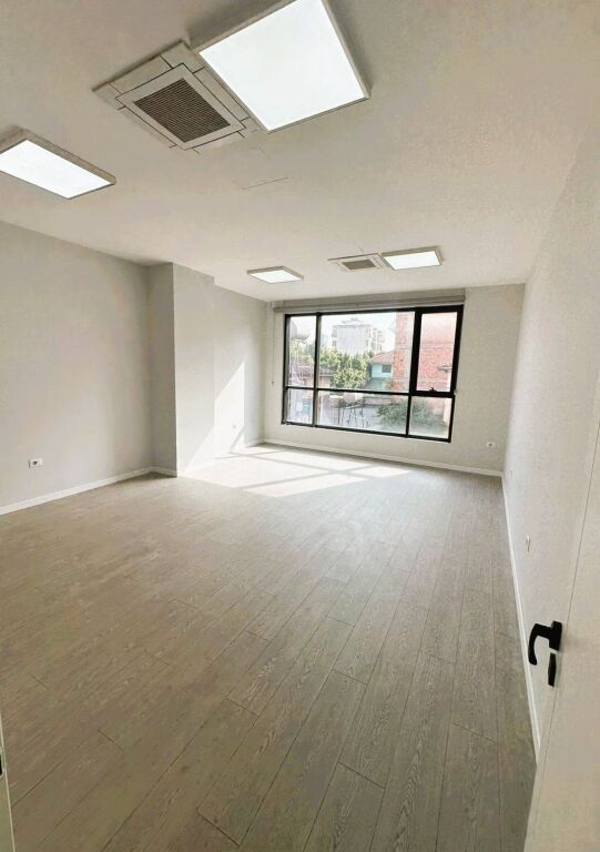 🏢Business Premises for Rent – Hoxha Tahsim Street, Tirana📍