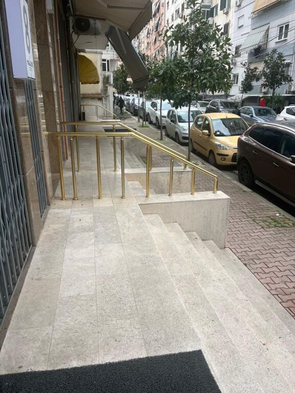 Negozio in affitto vicino a piazza Willson