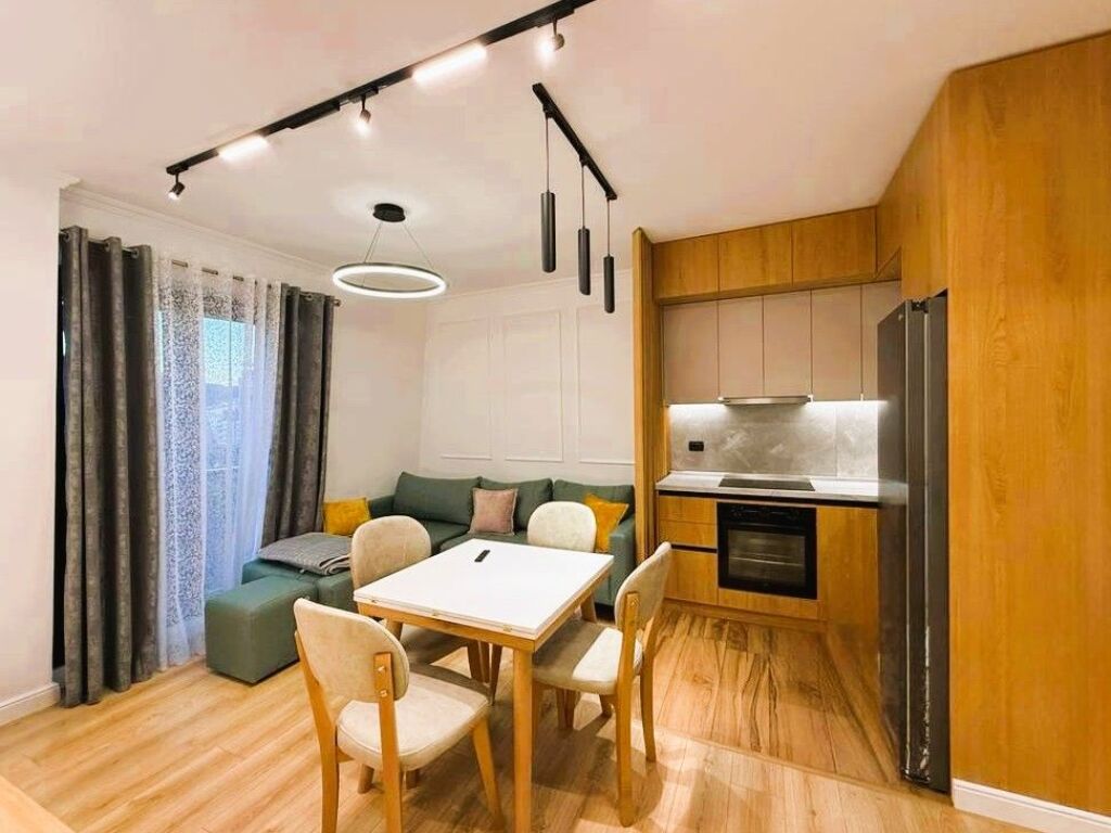 🏡 Appartamento 1+1 in Affitto – Centro, Via Kavaja