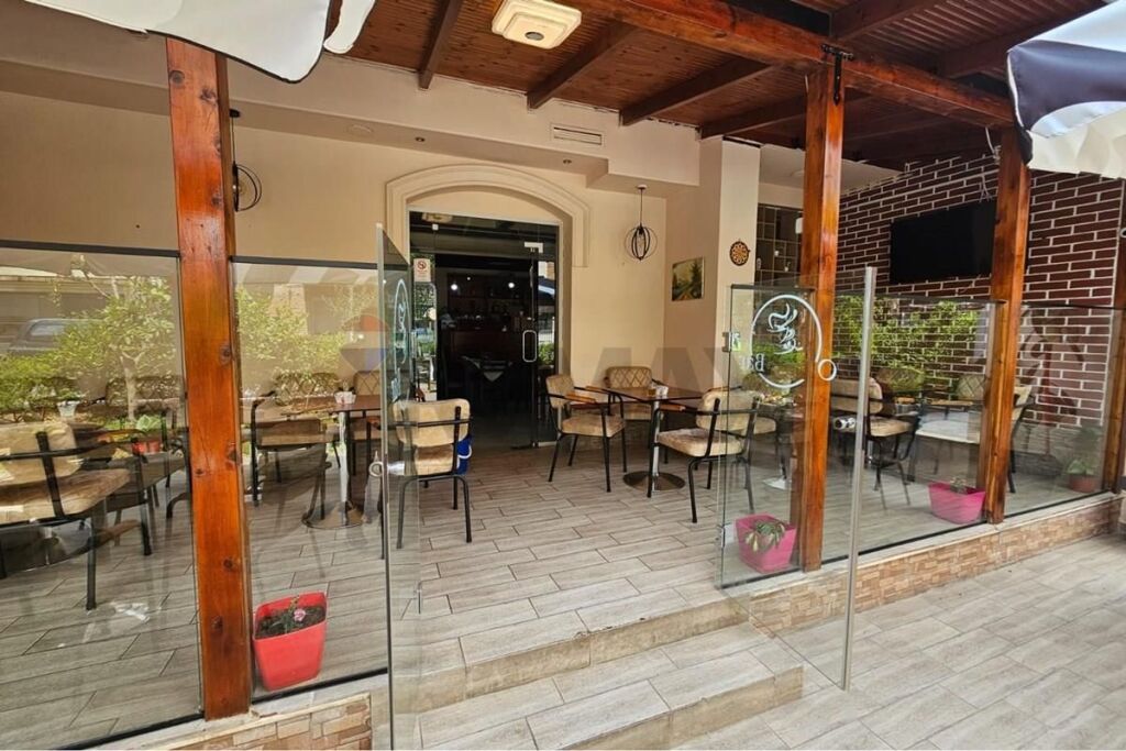 Bar/Caffè - In Vendita - Zogu I Zi, Tirana(ID: 530571009-99)