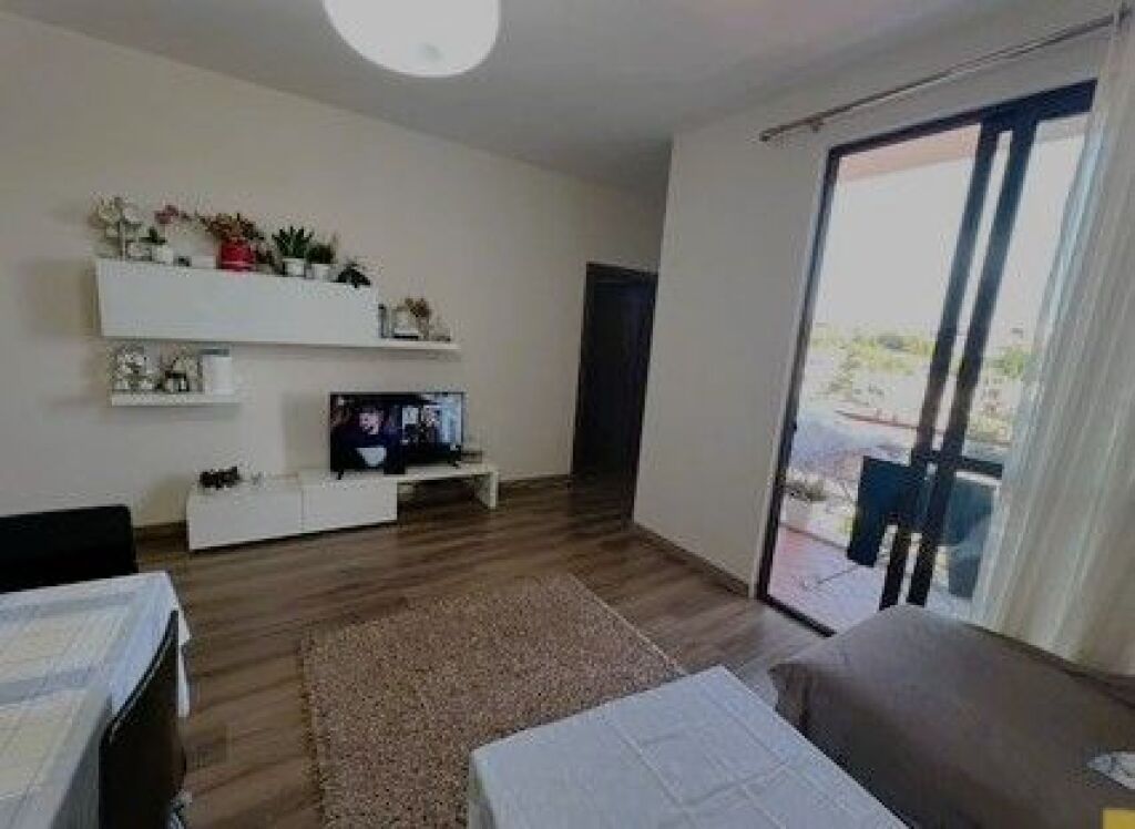 Appartamento 2+1 in vendita, Via Gramoz Pashko vicino a Strada di Elbasan