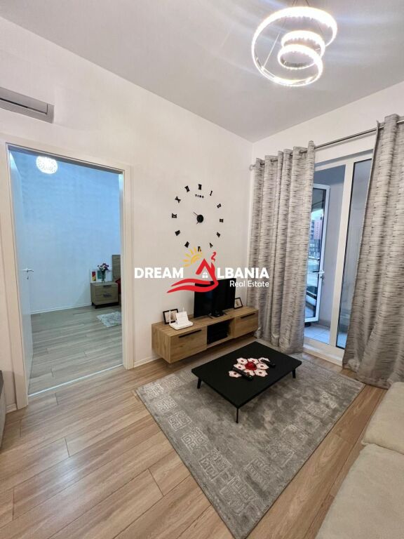 Apartament 1+1 me qera në Rrugën Jordan Misja, pranë Kompleksit Marga 1. (42111597)