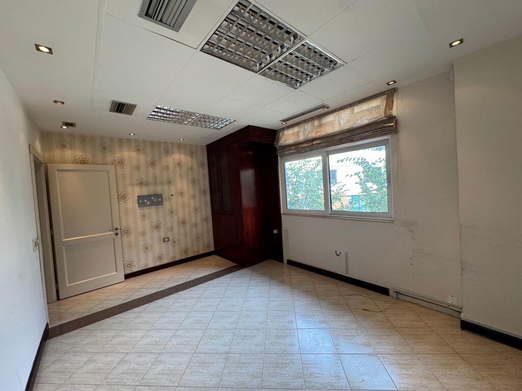 VENDESI APPARTAMENTO 3+1+2 – MINE PEZA, TIRANA