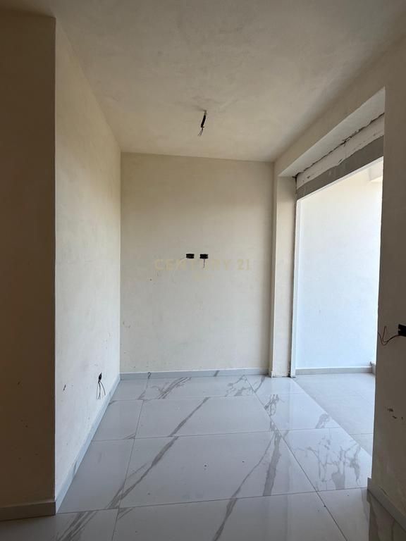 VENDESI SUPER APPARTAMENTO 1+1 A MALI ROBIT !