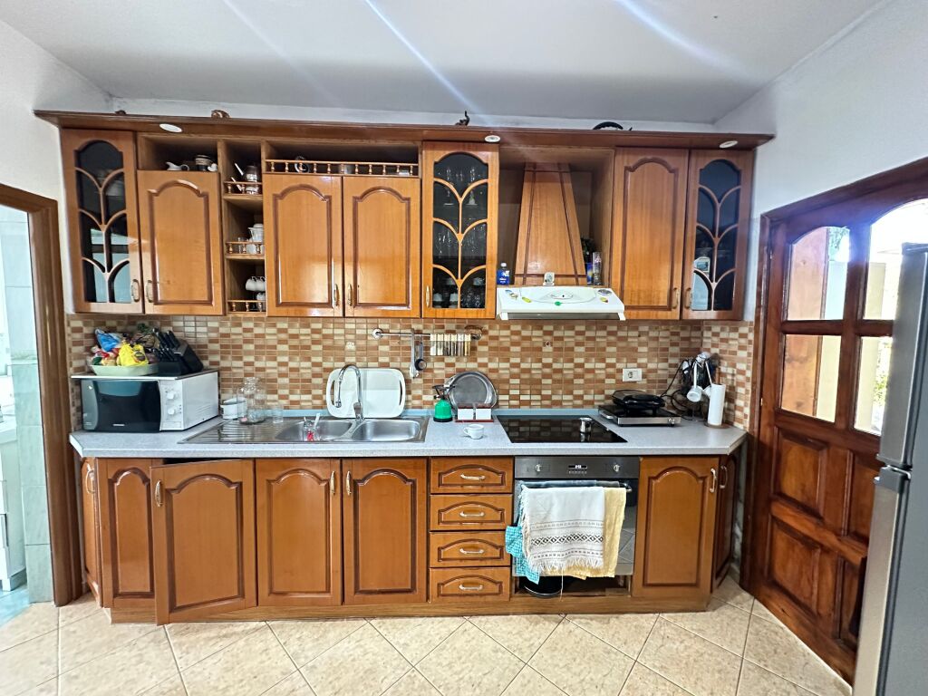 Exclusive private house for sale in Vlore on Burgut street