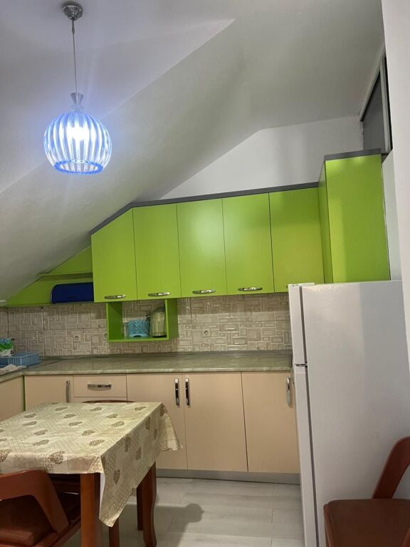 Apartament 2+1 me qira në Spitallë – 80m²