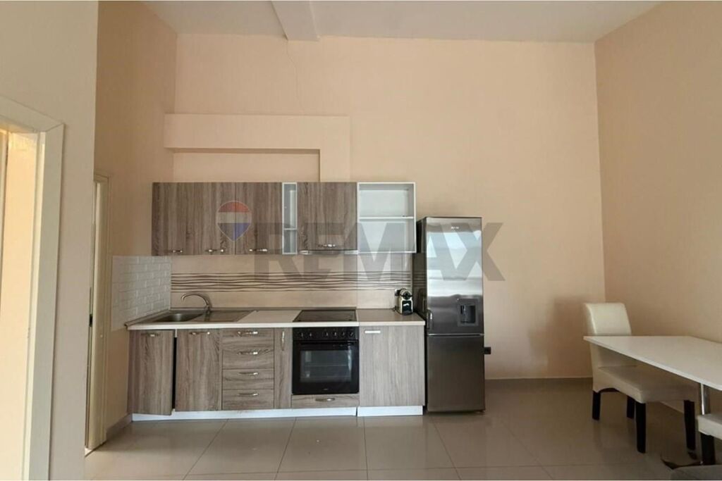 Apartament - Për Qira - Rruga e Elbasanit, Tiranë
