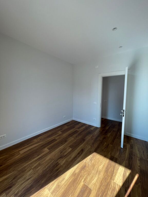ZYRË MODERNE ME QIRA TEK ALTANA RESIDENCE