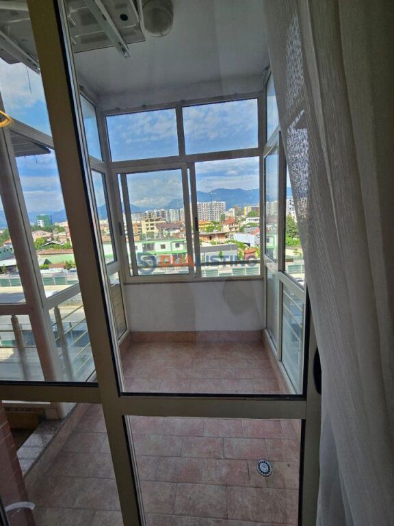 Studio apartment for rent in the Astir area.