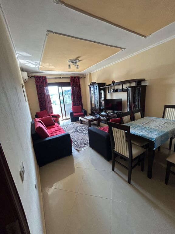 Tirane, apartment 2+1+2 for rent, 8th floor, 450 € astir