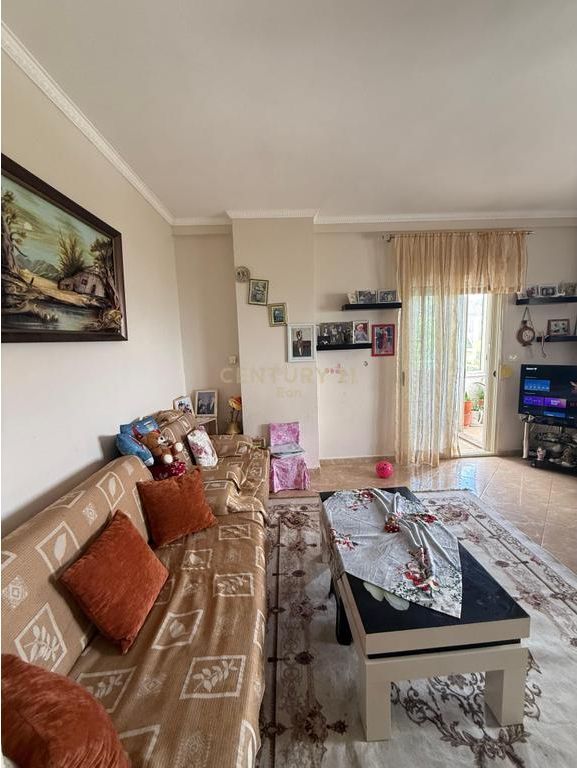 VENDESI APPARTAMENTO 2+1 A VILA ZOGU, DURRES !