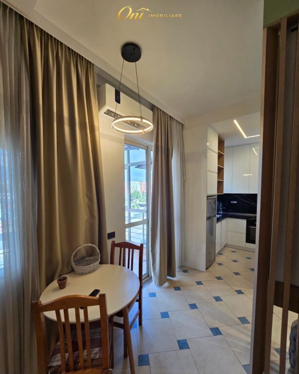 JEPET GARSONIERE ME QERA 50M2 ASTIR