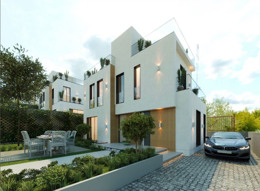✨ “Private Villa for Sale | Elite Area | Dry Lake”