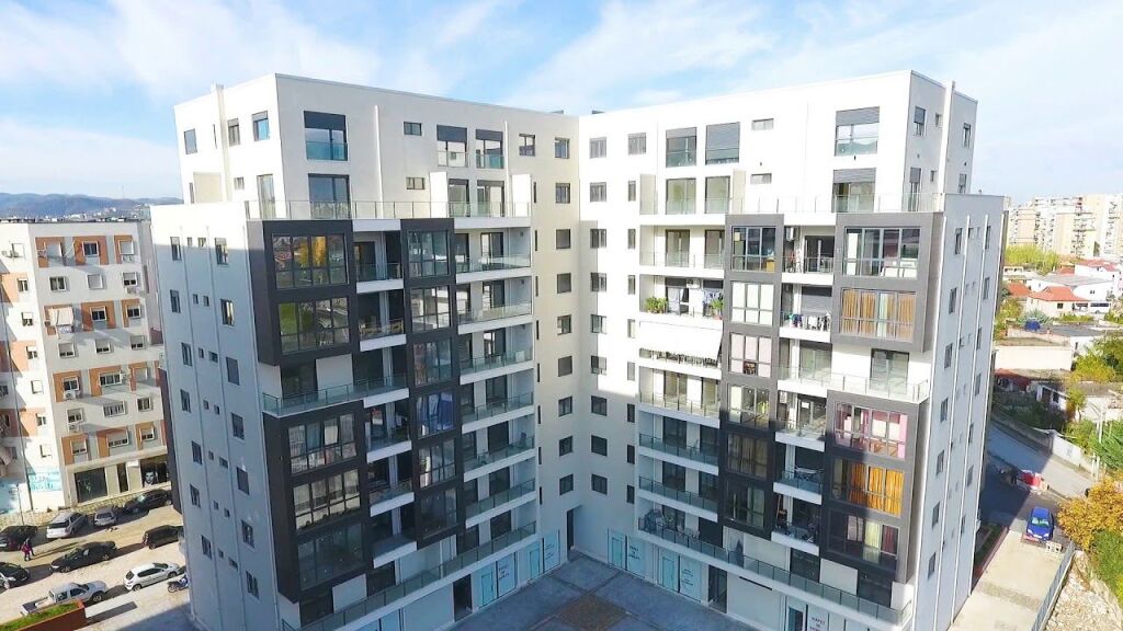 Shitet, Apartament 2+1, "Residenca Alba", 21 Dhjetori