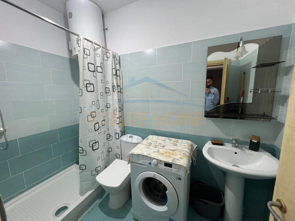 Rent, Apartment 1+1, Former Electric Market, Tirana.