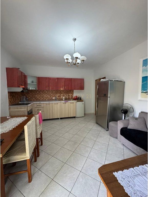 Appartamento 2+1 in Vendita a Qerret, Durazzo con vista mare !