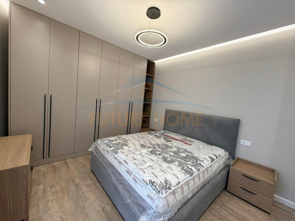 Jap për shitje një apartament te rruga dritan hoxha