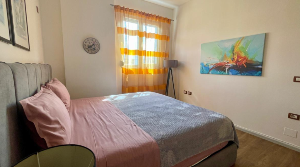 Affittasi Appartamento 1+1 – Centro, Pazari i Ri