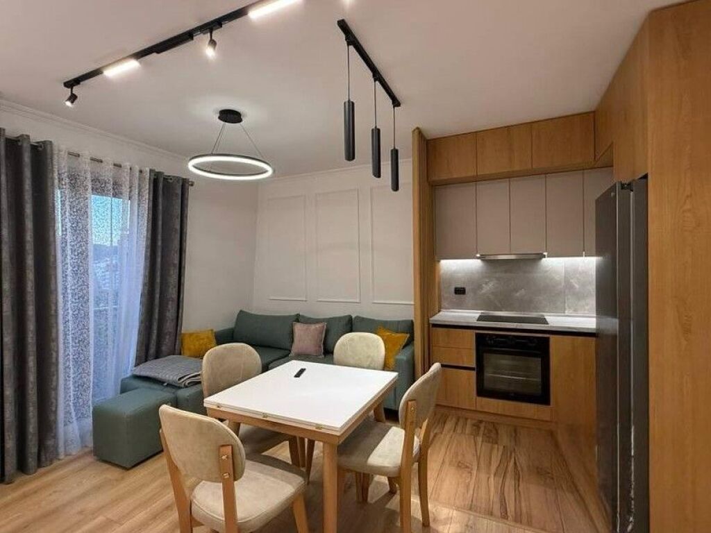 Apartment 1+1 for rent in the center, Kavaja Street
