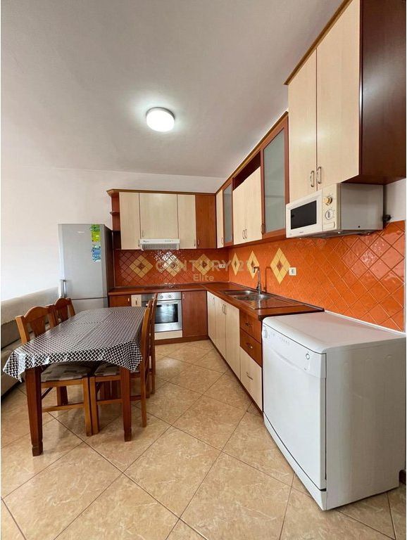 APARTMENT 2+1+PARKING SPACE AT TIRANA GARDEN BUILDING!