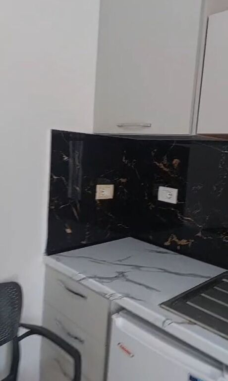 Garsoniere me qira – Qytet Studenti - 💶 Qiraja: 250 € / muaj !