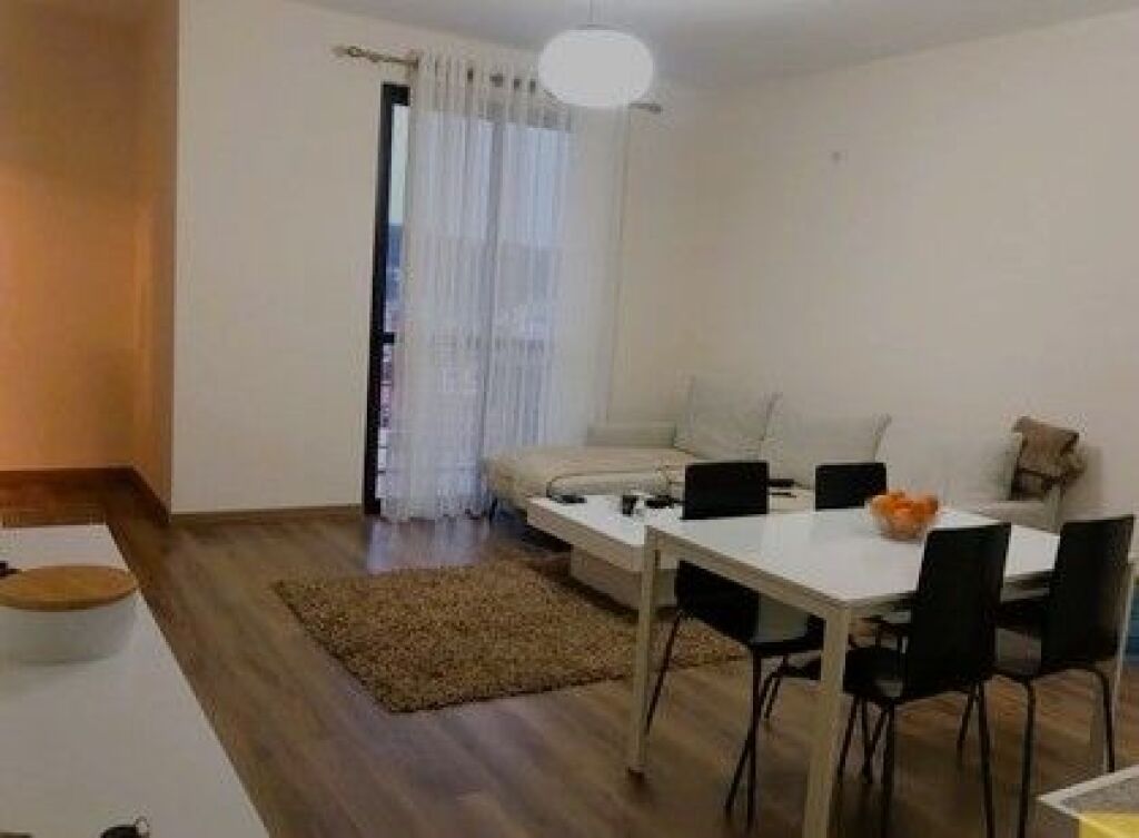 Appartamento 2+1 in vendita, Via Gramoz Pashko vicino a Strada di Elbasan