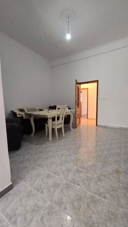 VENDESI APPARTAMENTO 1+1 NEL CENTRO DI DURRËS!!!!