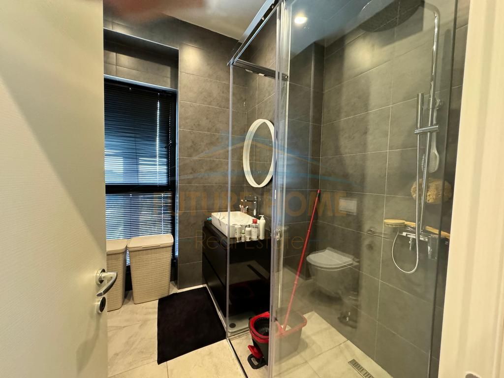 For sale, Apartment 2+1+2, Tirana Garden Building, Tirane.