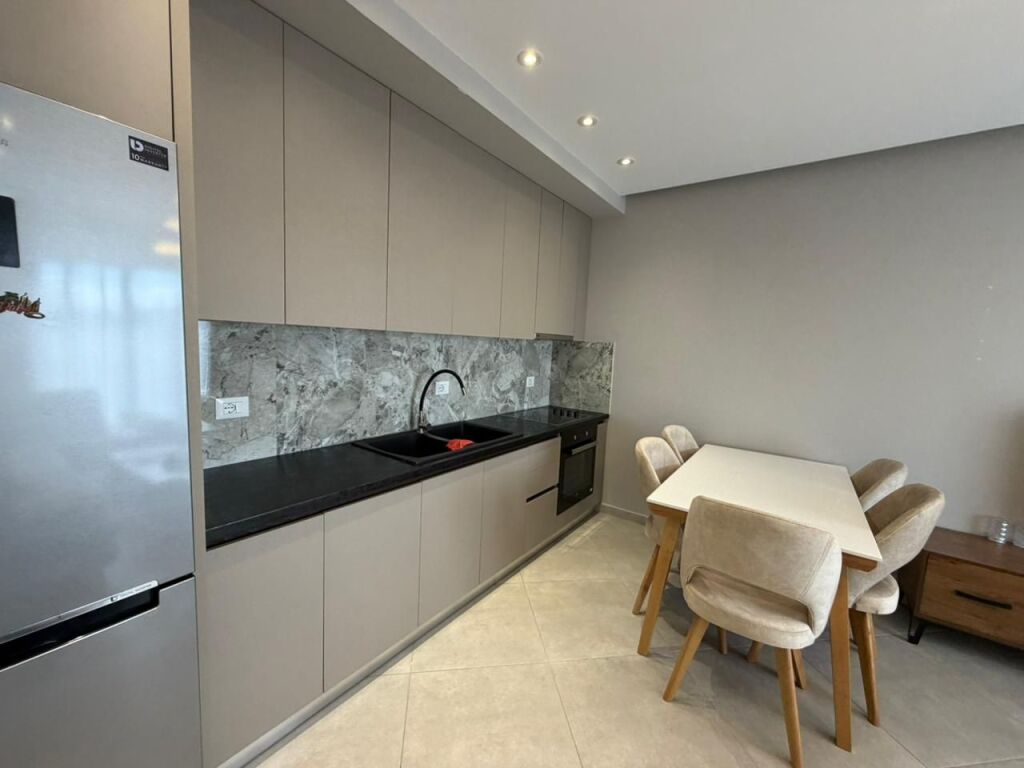 🏡 Appartamento 1+1 in affitto 📍 Astir, Villa L (2019)💰 45.000 Lek/mese