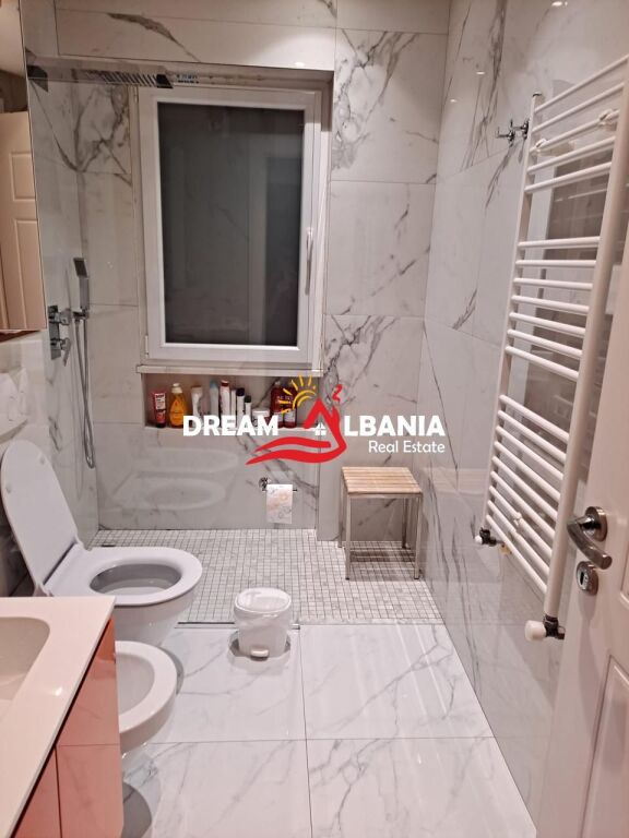 Affittasi appartamento 3+1+2 nel complesso Vizon +, Don Bosko, Tirana (ID 4231497)
