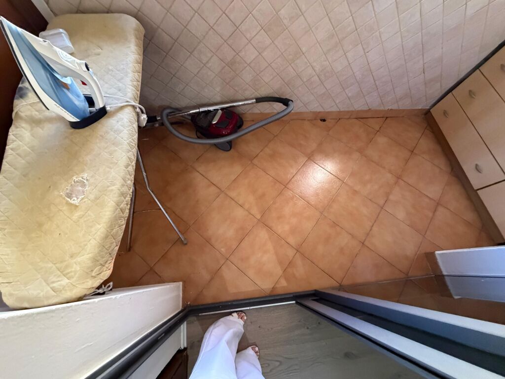 Affittasi appartamento 2+1  📍Via Fortuzi, vicino al centro.